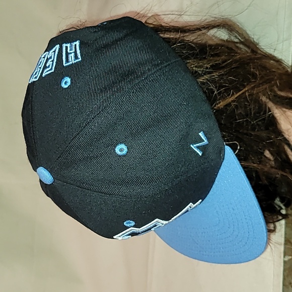 Never-worn. University of North Carolina. Snap-back. Zephyr. - Picture 3 of 10